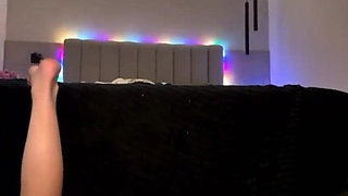 Cumming While Fucking Tinny Pussy
