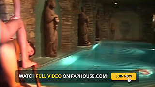 In the Pool He Licks Her Pussy and Then Breaks Her Ass