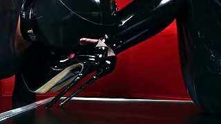 Ten Inch Lick – MISTRESS NIKITA FEMDOM VIDEOS FemDom