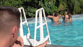 Yummy Yumi and Brunette Bombshells Suck Johnny's Inked Dick in Wild Outdoor Foursome