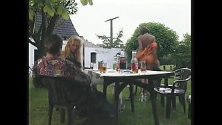 Vintage Threesome Party: MILF Jean-Pierre Armand Gets Fucked & Blown in Classic German Sex