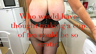 Mrs Mature Feet in the Kitchen 536