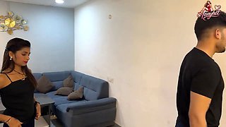 The girl Call the massage boy to her house and the two had sex together.