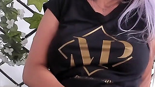 Busty MILF Ashleygrey: Oily Footjob & Deep Throat Seduction