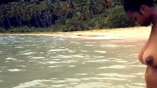 Public Flashing Of Big Natural Tits In The Moment Of Escape