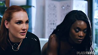 Siri Dahls Ass Licked by Submissive in Lesbian Play