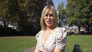 Summer Rose, with her stunning 34gg curves, in steamy lingerie action.