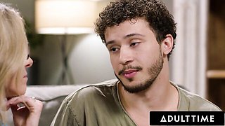 Cory and Apollo's clit rubbing sex