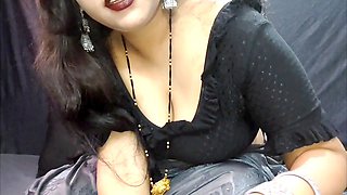 Steamy Indian anal scene with hot college girls and moms