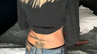 Blonde tight pussy babe solo toy fun in glamour masturbation