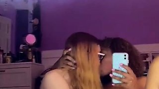 Amateur Blonde Teen Fingers Her Wet Pussy On Webcam