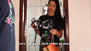 The Maid Wants to Suck Her Boss's Cock so Bad! Fablazed