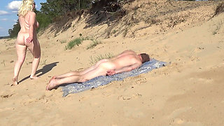 Mature Lady - Hunter on the Boys