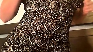 Big boob brunette masturbates on webcam