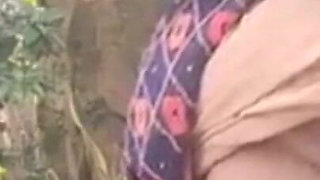 Outdoor Sex Bhabhi Fucked by Devar in Jungle in Open Aria
