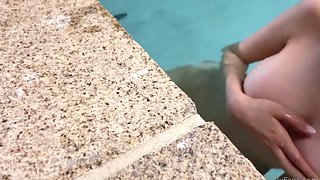 Hot teen outdoor masturbating