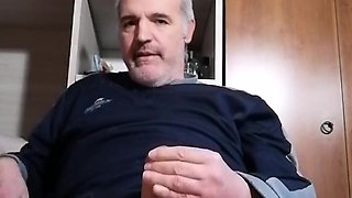 Cum for an Italian