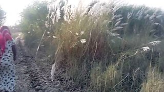 Sania Big Tits Wife Open Sex in Field Hindi Video