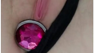 A Teacher With A Plug In Her Ass Cuming, Spasming Pussy