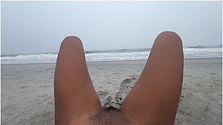 Nude Beach Flashing Squirting Pussy