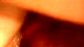 Deutsche Hahnrei-Frau teilt Dreier
