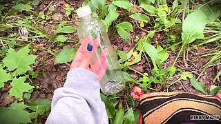 Extremepiss Play in Park - Sips & Gargles Full Bottle