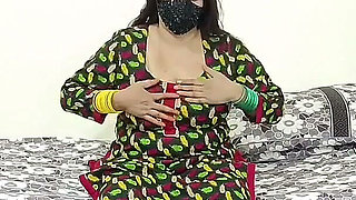 Sexy Desi Paki Punjabi Stepaunty Sex with Dildo