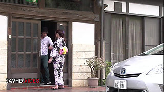 Fingering Seductive Asian Beauty Gets Blowjob Then Toys