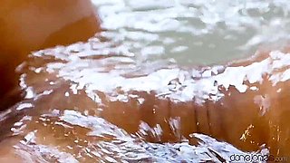 Stunning Bubble Butt Ebony In The Bathtub