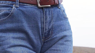 MILF Teasing Her Big Cameltoe in Blue Jeans Outdoors