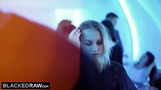 Cherry and Kira's pussy licking clip