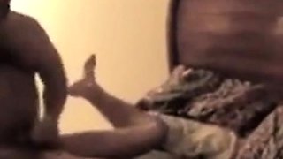 Bareback Amateur Gets Fucked by Older Man