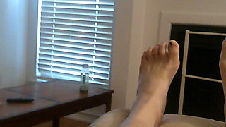 Naughty Foot Worship Nude of Big Beauty Nurse Vicki