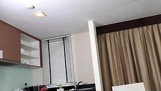 Thai street hooker picked up in a Tuk Tuk for sex on camera