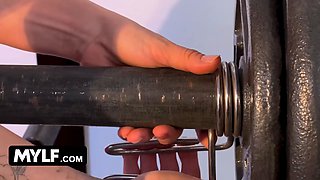 Gorgeous cougar andi avalon pulls her leggings down and sits on her private trainer\u2019s face - mylf