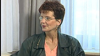 Spex mature pussy dildoed and blowing dick