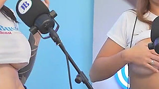 Horny Argentine Girls Paulibelen & Paurojas Go Wild Riding the Fuck Machine Together Until They Reach Orgasm!