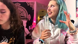 Milf brunette play with dildo on webcam