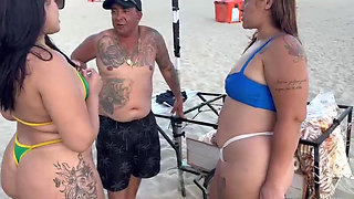 Beach Seller in a Salty Package Eats the Two Hot Girls in Exchange Left Happy