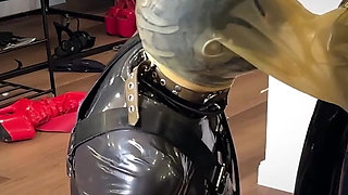 Ava Fetish-art Puts Perv in the Pussy Smell Hood