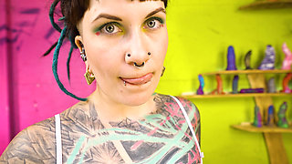 Z-FILMZ TOYWALL TATTOO Girl Toy Testing