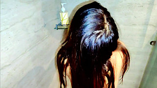 Starnger Girl Again Fucked in the Shower and Couch