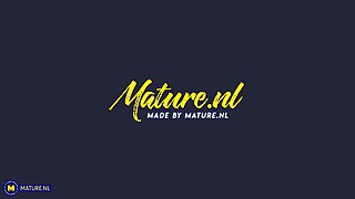 48 Year Old Stepmom Ronnie Shows Her Stepson How To Fuck Instead Of Masturbating