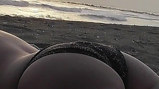 Slutty French Teacher Blowjob Amateur on Nude Beach to Stranger with Cumshot - Misscreamy