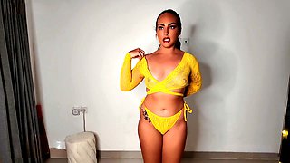 Curvy amateur, big ass, big ass small tits