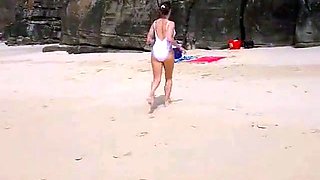 Sunbathing MILF Amateur Video