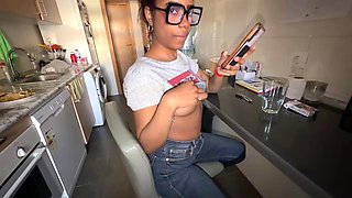 I teach Cuban woman to drive and she in return sucks it