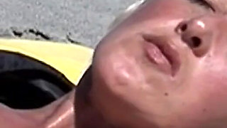 Hard Fuck for a MILF on the Bitch: Exhibitions Top Hard Sex