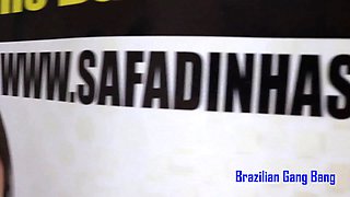 Samirra summer faz seu retorno ao pornô fazendo dp com vários homens