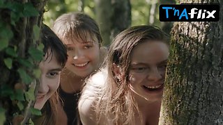 Jara Sofija Ostan Girl-girl, Cupcakes Episode in Lil Grief Nymphs